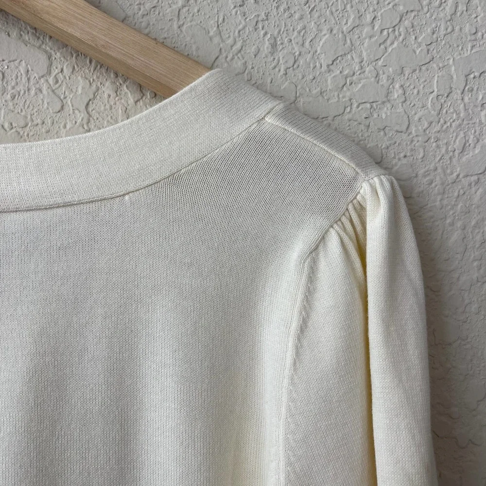 J .JILL | SWEATER SIZE MEDIUM CREAM LONG SLEEVES V-NECK - Picture 6 of 9